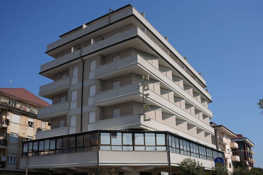Hotel Riviera 1