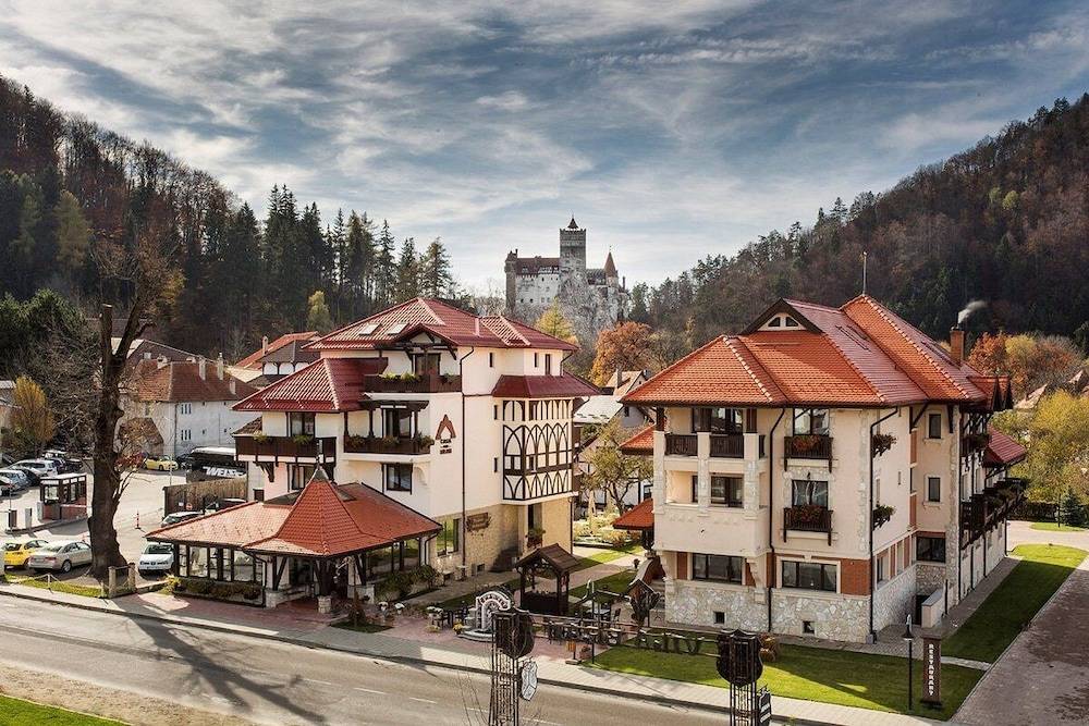 Casa Din Bran - Inn Center 1