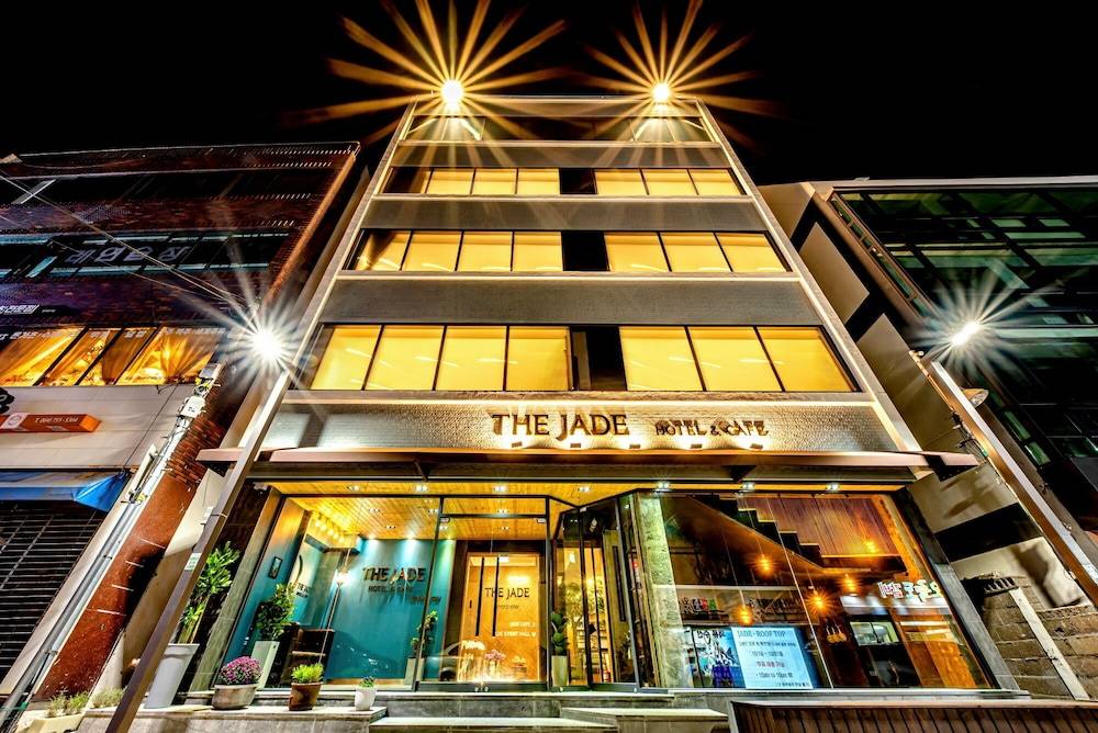 The Jade Hotel 1