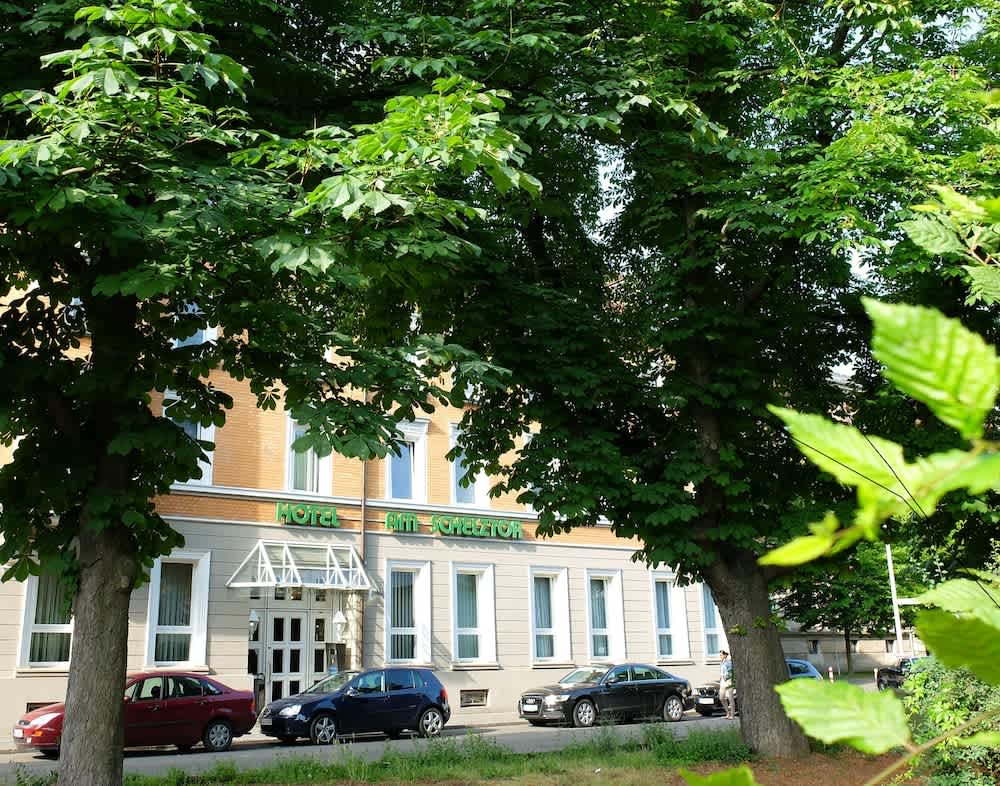 Hotel am Schelztor 1