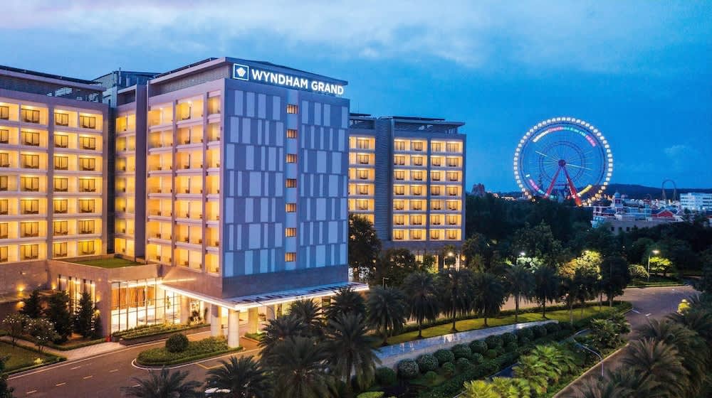 Wyndham Grand Phu Quoc 1