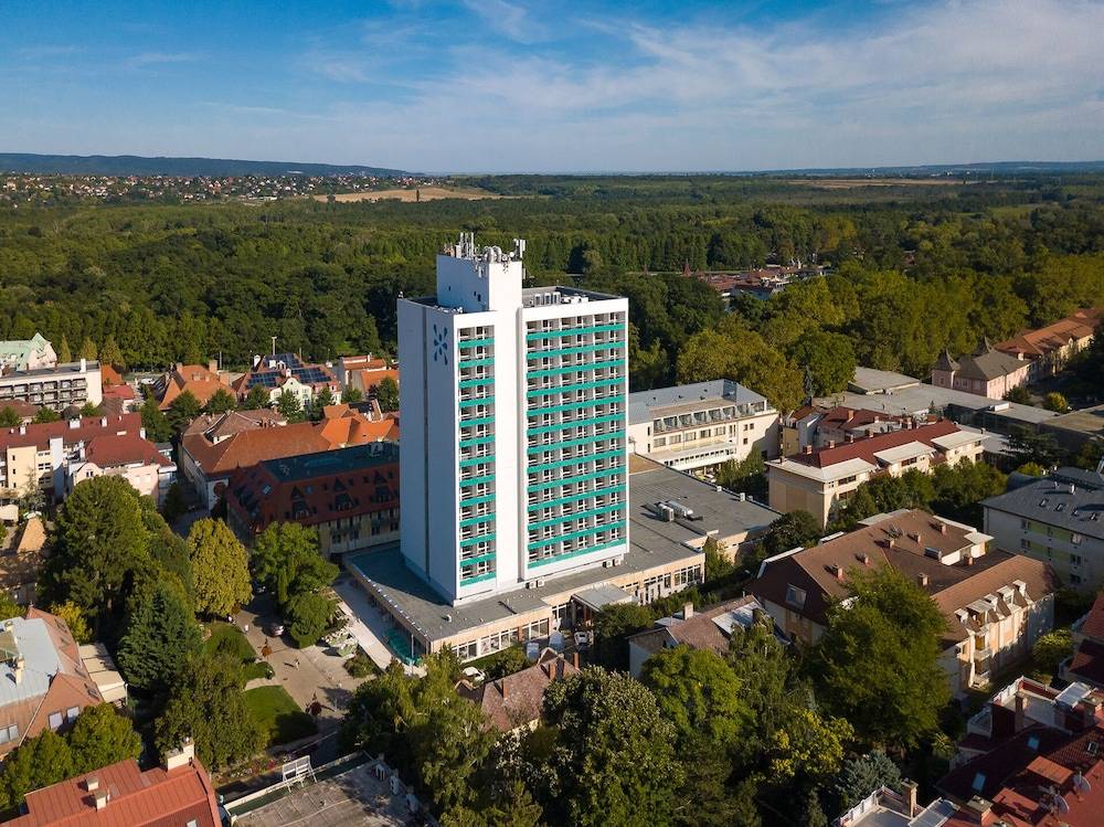 Hunguest Hotel Panoráma 1