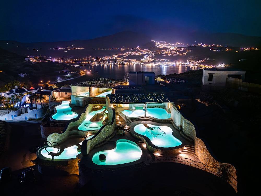 Agalia Luxury Suites 1