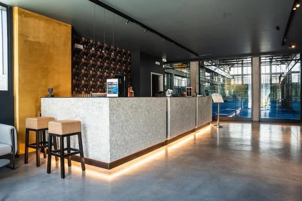 Como Hills 2