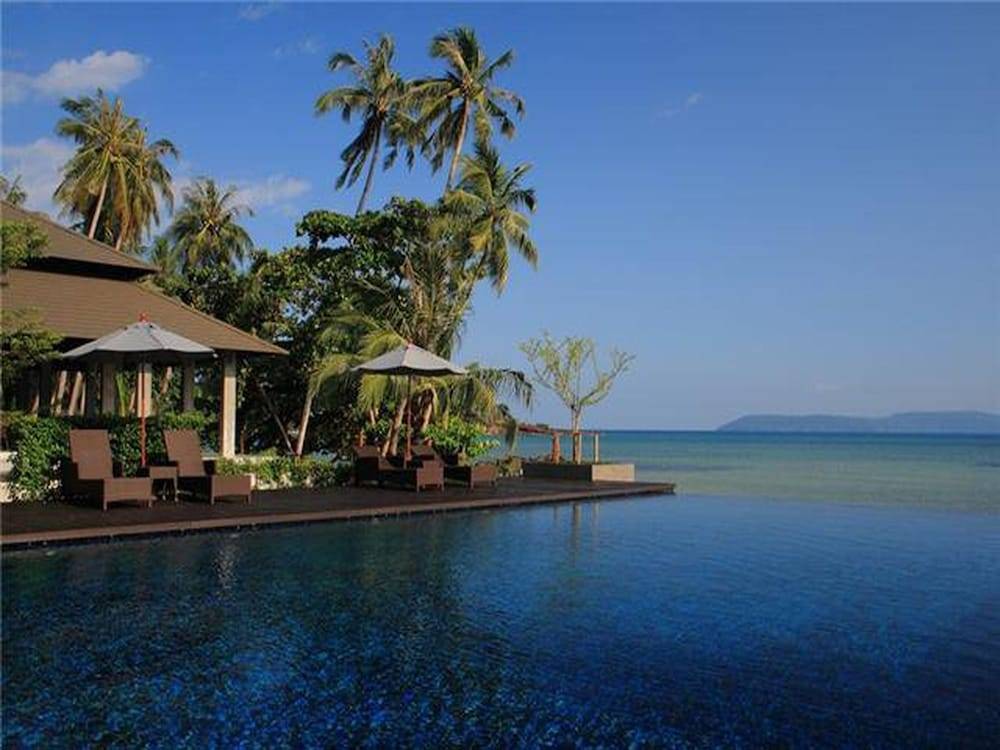 Plub Pla Koh Mak Retreat 1