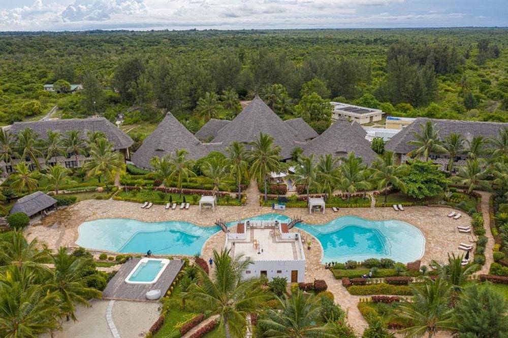 Fruit & Spice Wellness Resort Zanzibar 1