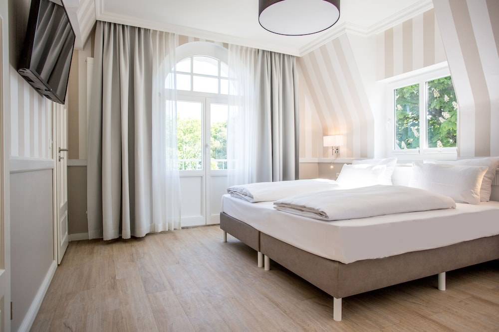 Hotel IV Jahreszeiten Kühlungsborn 1