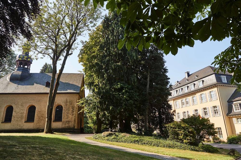 Steigenberger ICON Grandhotel & Spa Petersberg 1
