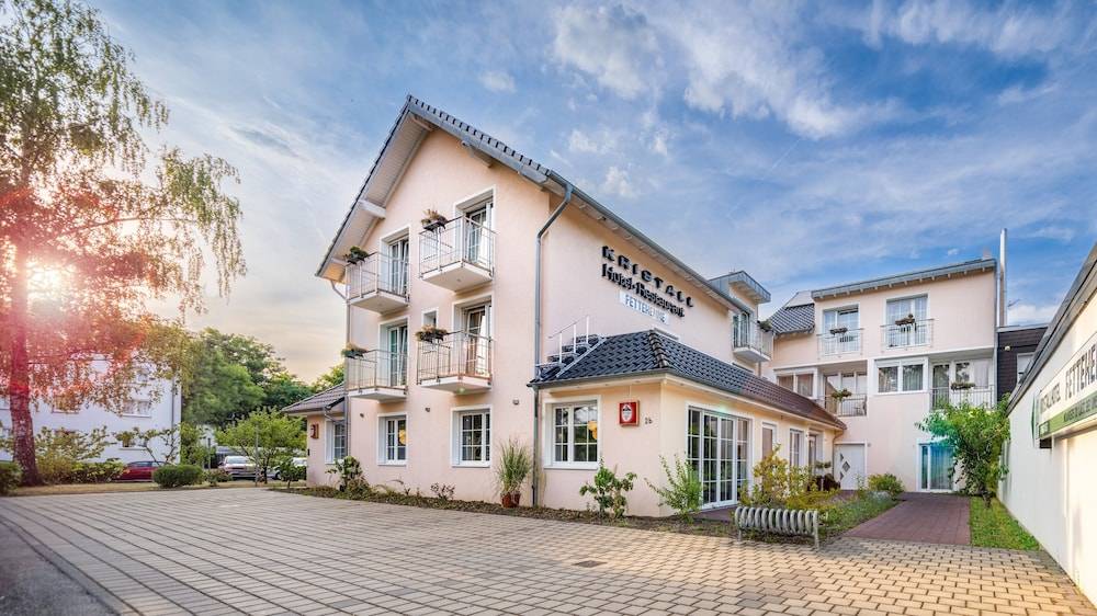 Kristallhotel Fettehenne 1