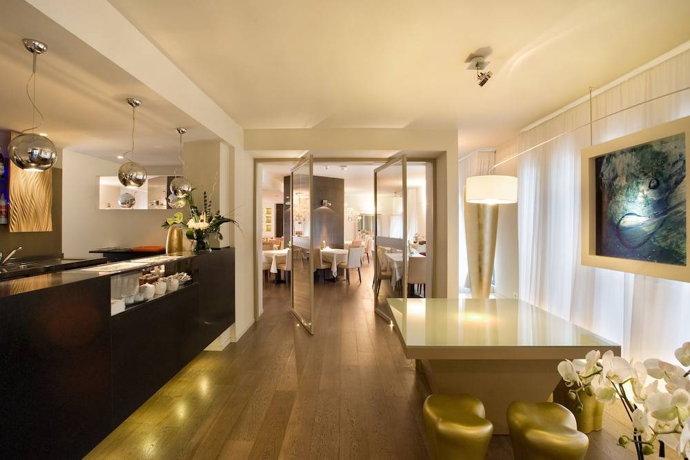 Hotel Parigi 2 & Spa 1
