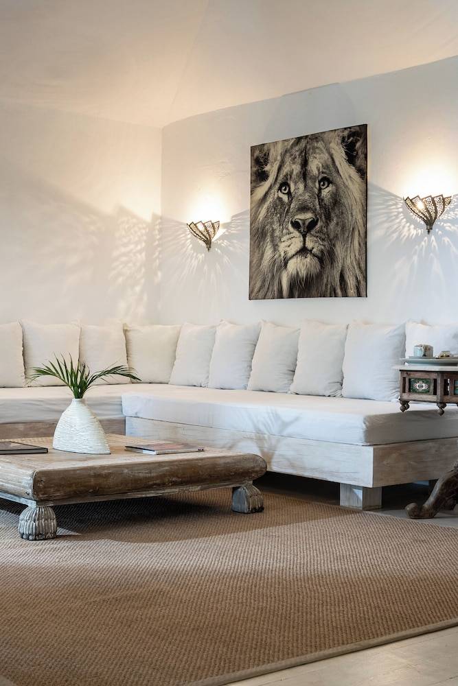 Lion in the Sun Boutique Hotel & Spa 2