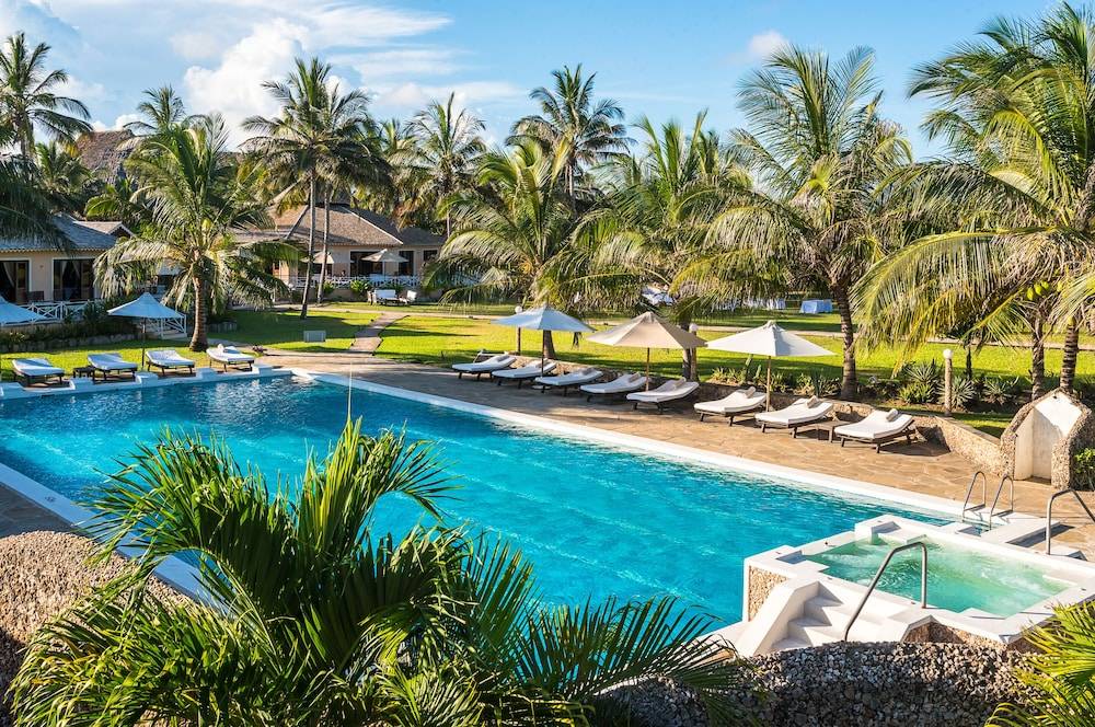 Ocean Beach Resort & SPA 1