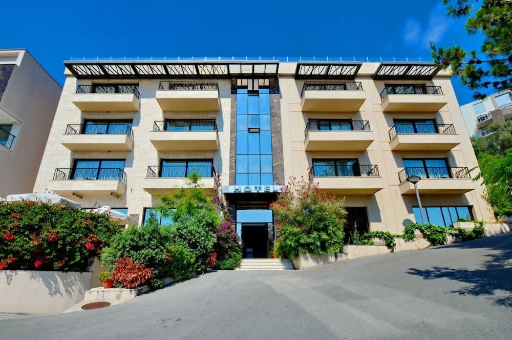 Hotel & Apartments HEC Residence 1
