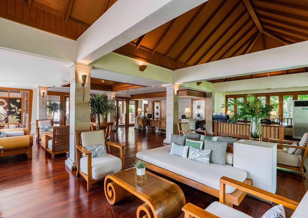 Naithonburi Beach Resort 2