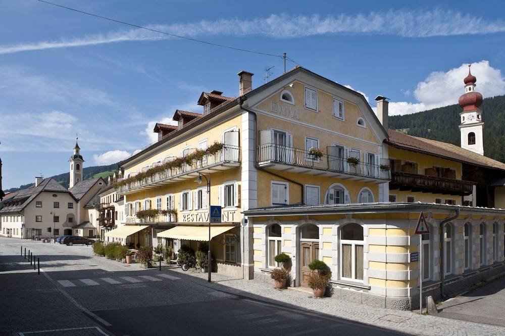 Emma Historic Hotel 1