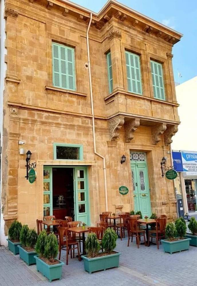Hotel Valide Hanim Konak 1