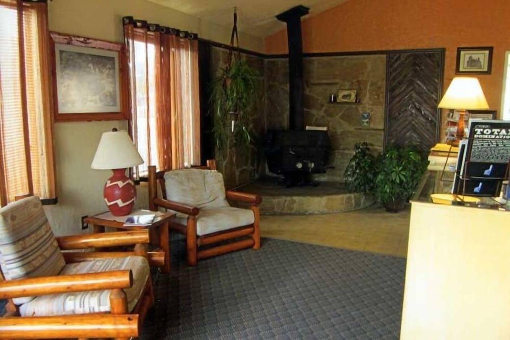 Color Country Motel 2