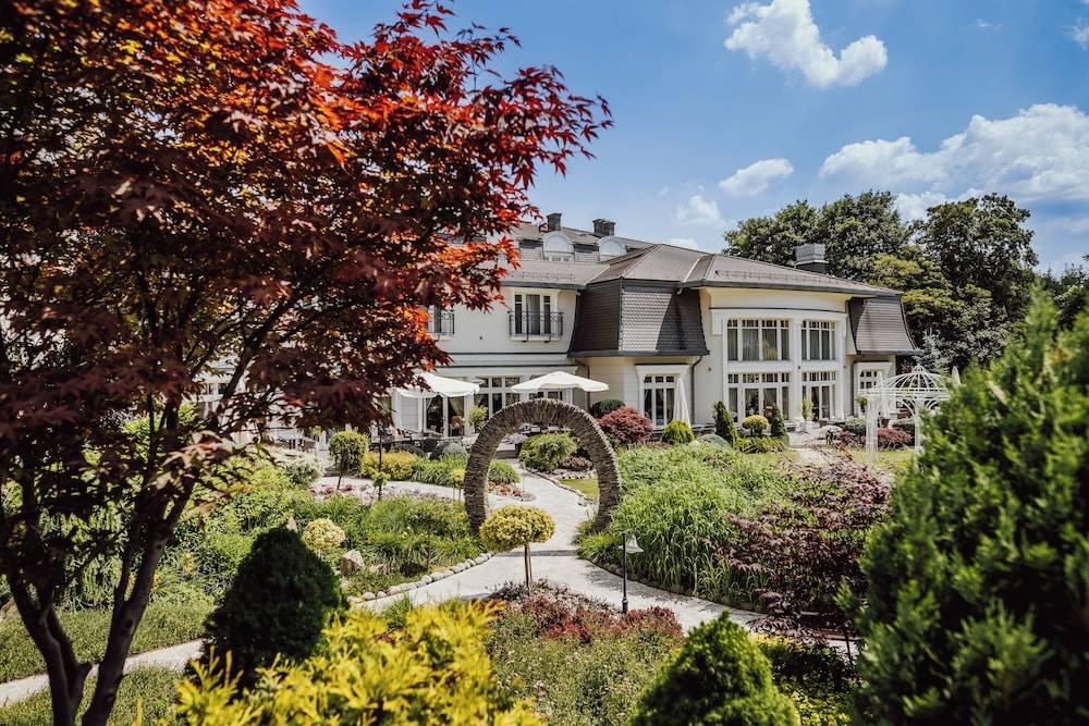 Rezydencja Luxury Hotel & WELLNESS Bytom Piekary Śląskie 1
