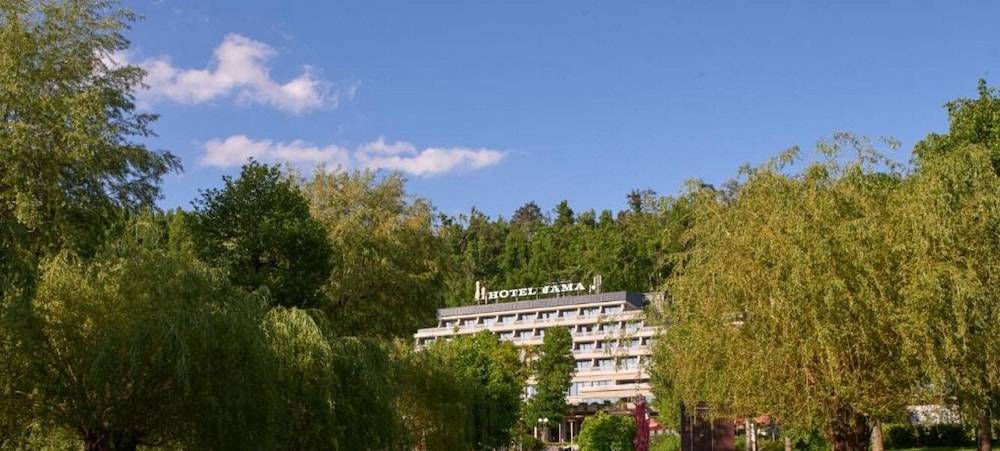 Postojna Cave Hotel Jama 1