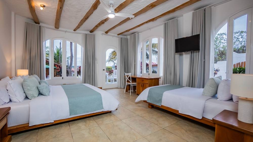 Hotel Angermeyer Waterfront Inn 1