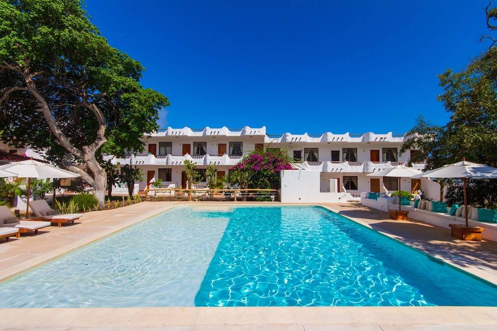 Hotel Fiesta 1