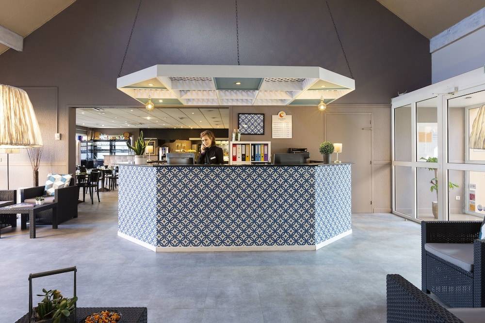 Comfort Hotel Orleans Saran 1