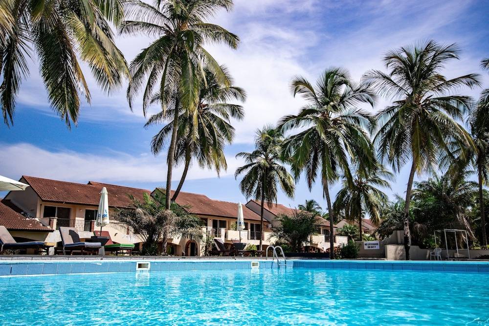 Kololi Beach Resort 1