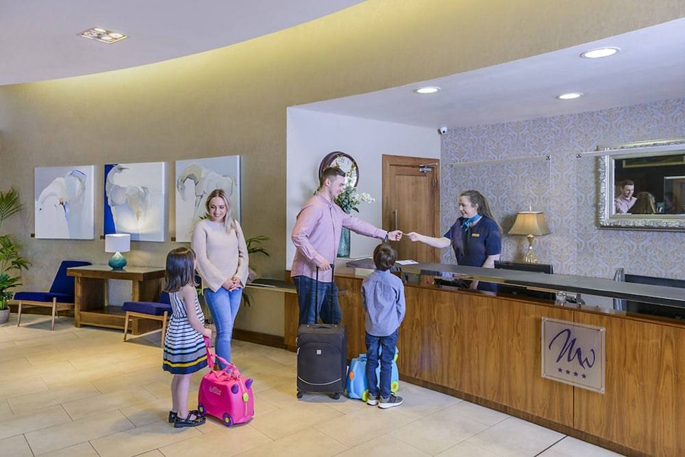 Manor West Hotel & Leisure Club 2