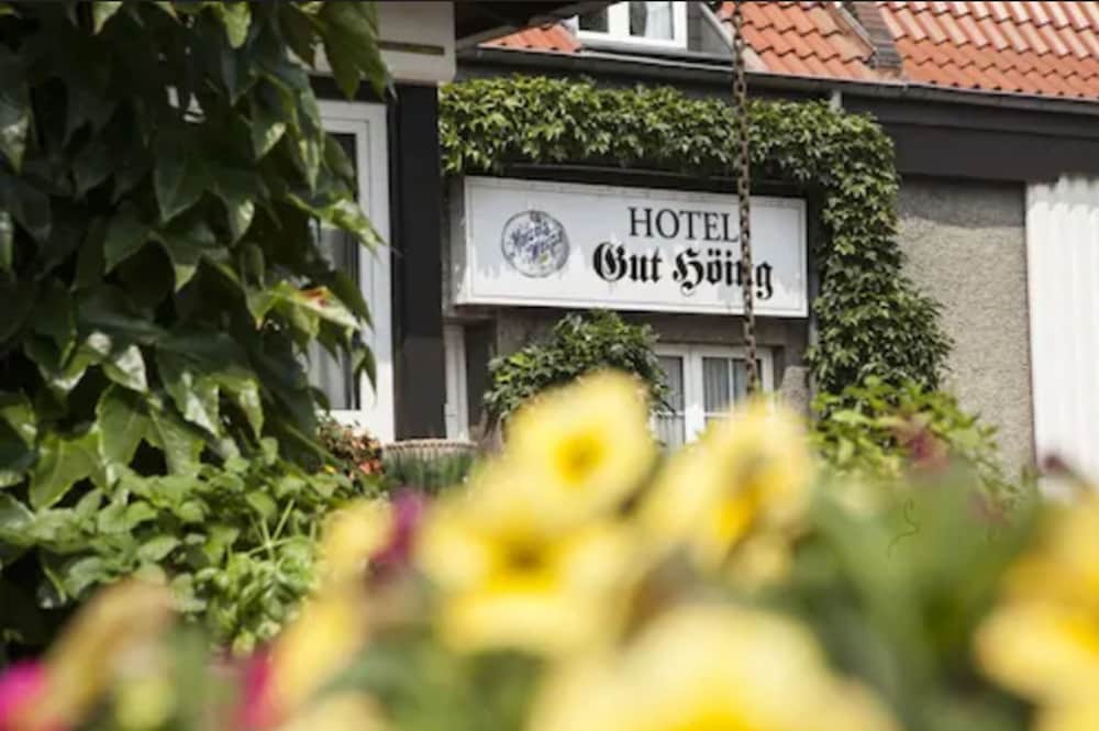 Akzent Hotel Gut Höing 1