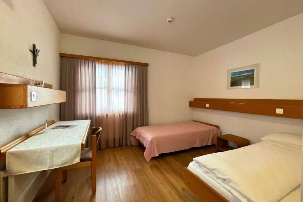 Hotel & Bildungshaus St. Jodern 1
