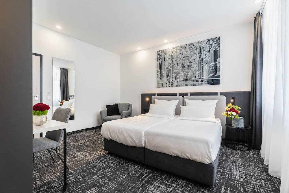 Libarty Hotels 1