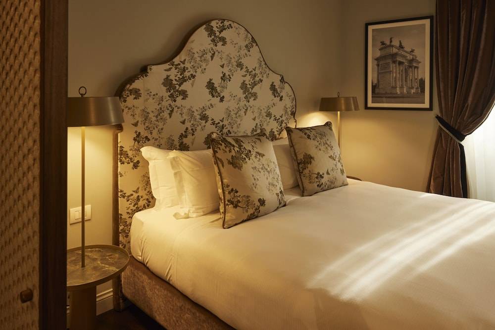Living Suites 1
