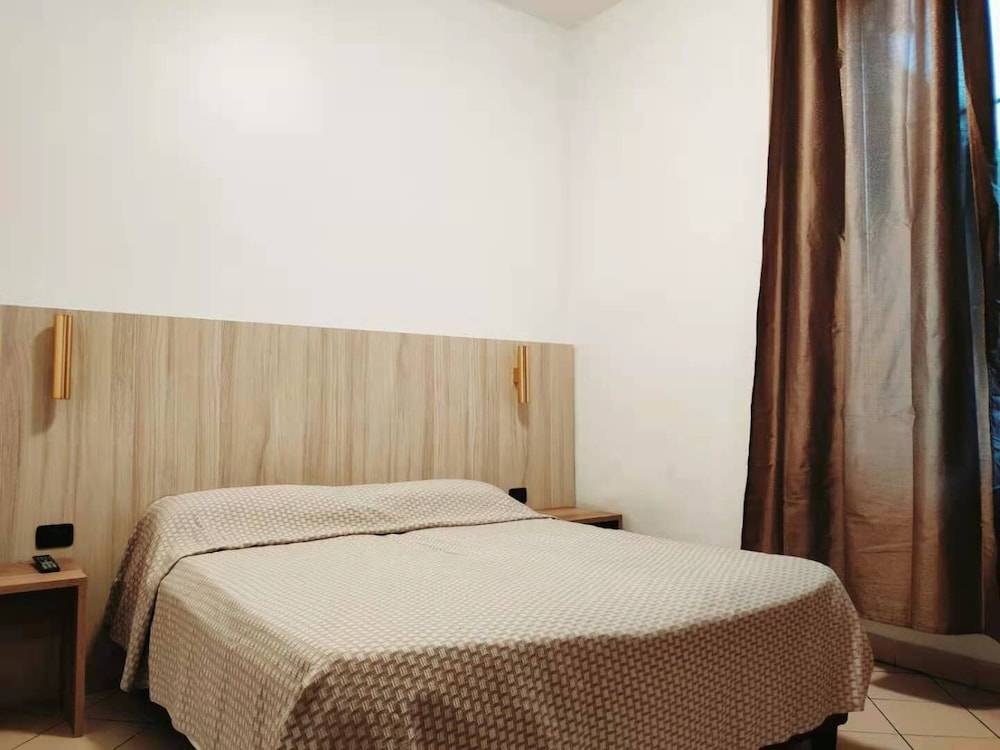 Hotel Mondial 2