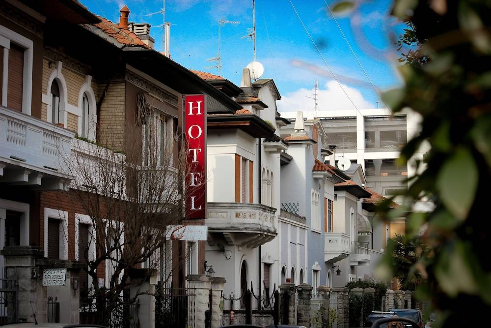 Hotel RossoVino Milano 1