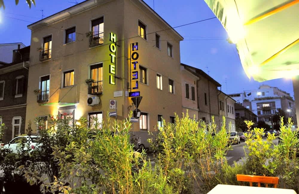 Hotel Dover 1