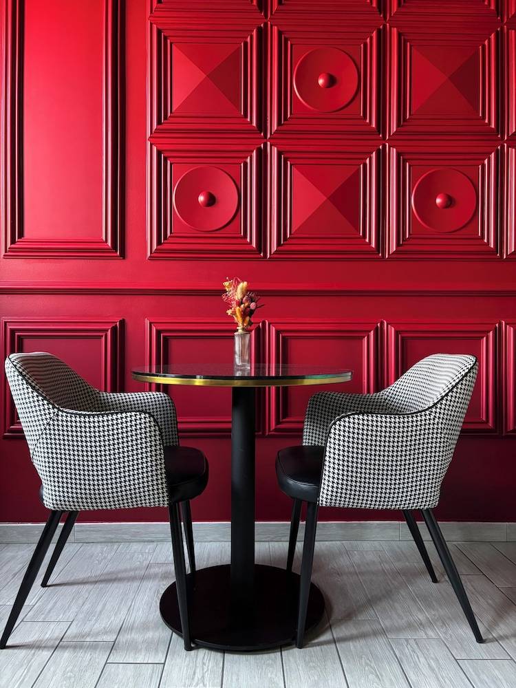 AV Hotel Milano 2