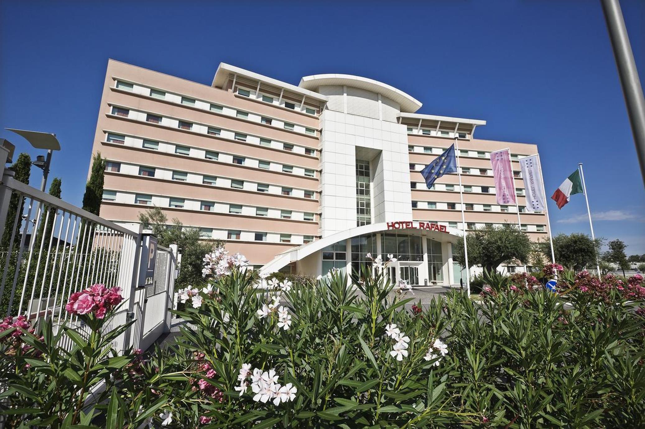 Hotel Rafael 2