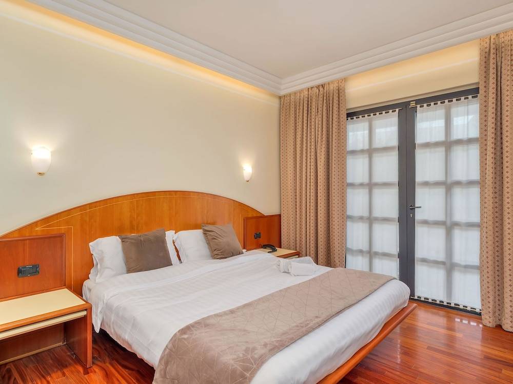 B&B HOTELS Hotel Prestige Ornago 1