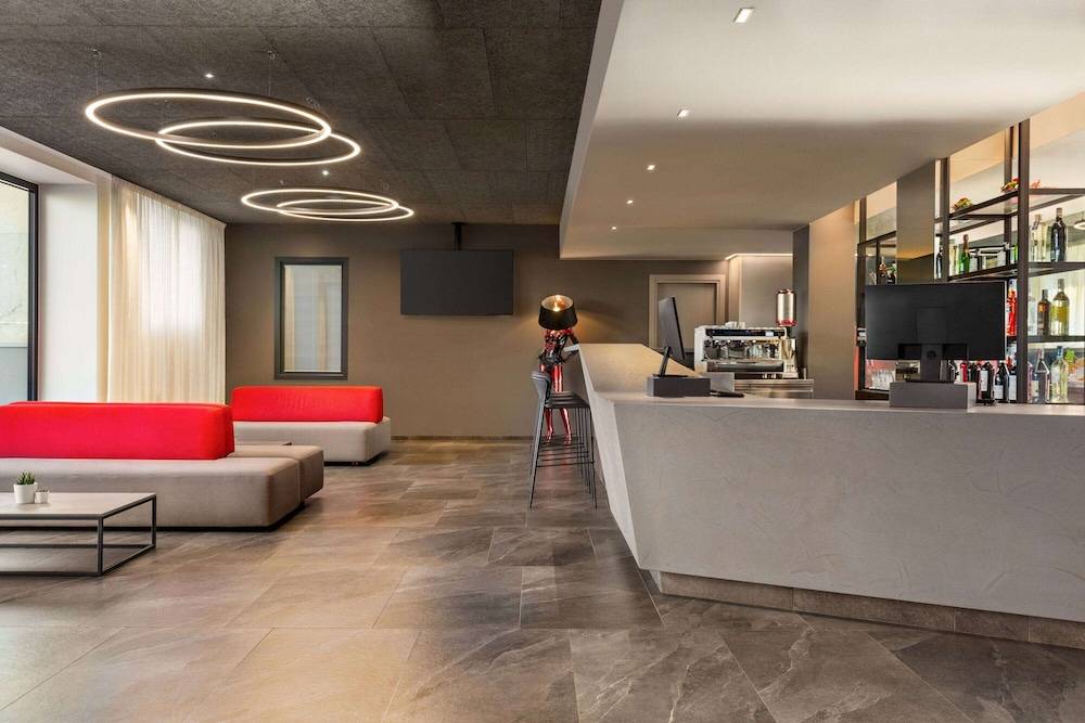 Amedia Hotel Milan, Trademark Collection by Wyndham 2