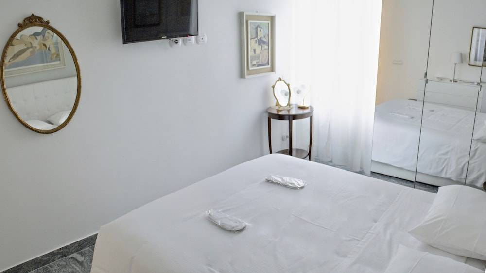 Aiello Suites Executive 2