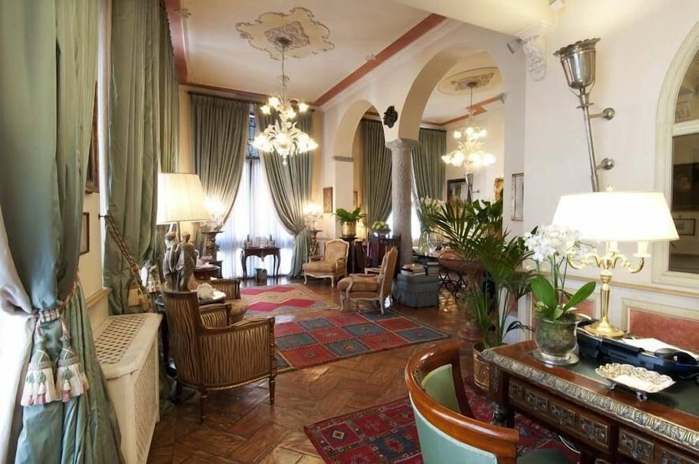 Petit Palais Hotel De Charme 2
