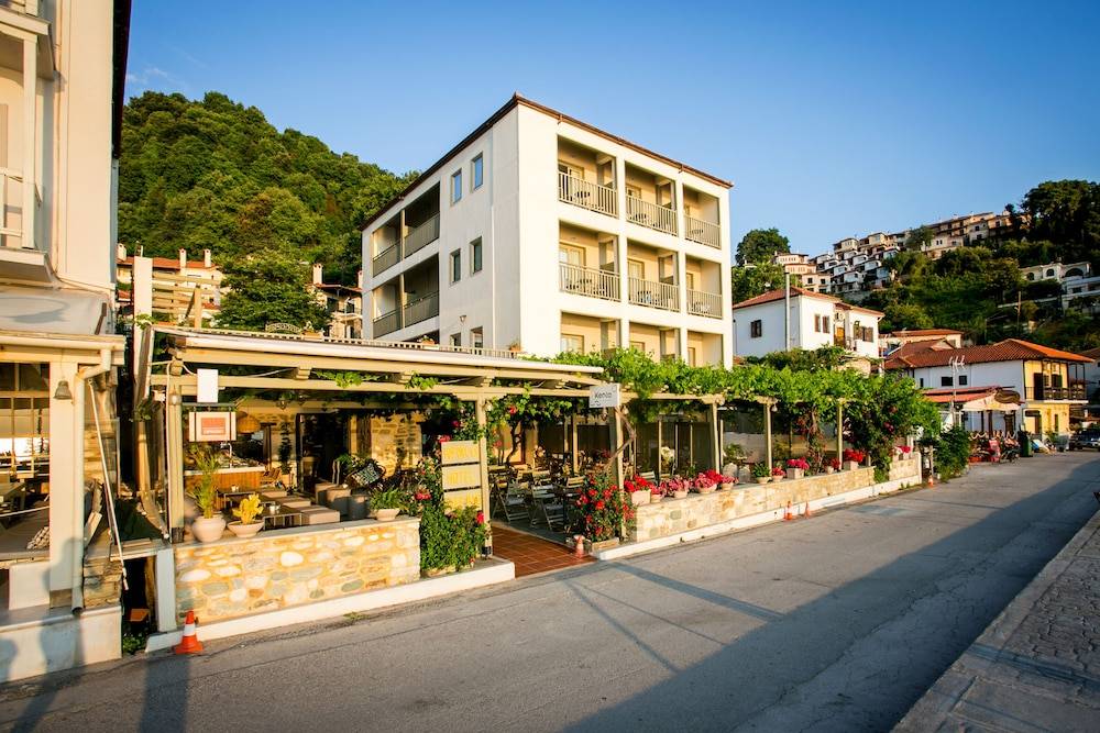 Kenta Beach Hotel 1
