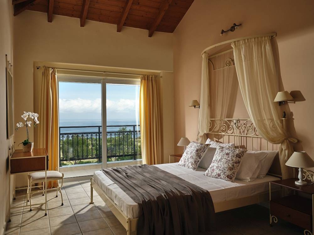 Lithies Hotel 2