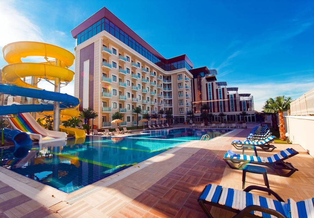 Elegance Resort Hotel & SPA Wellness-Aqua 1