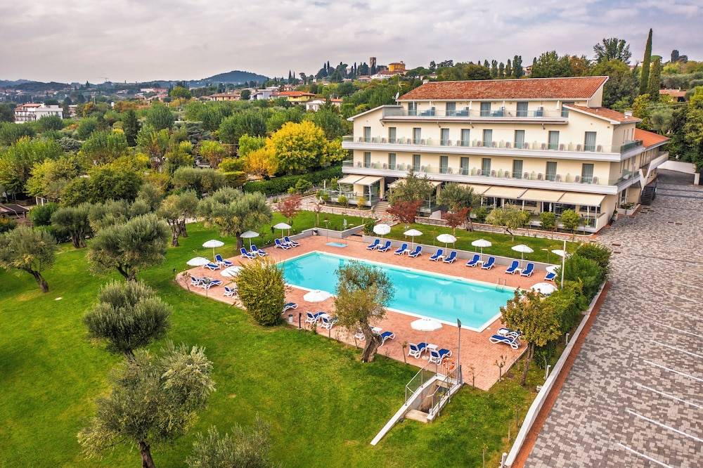 Hotel Villa Paradiso Suite 1