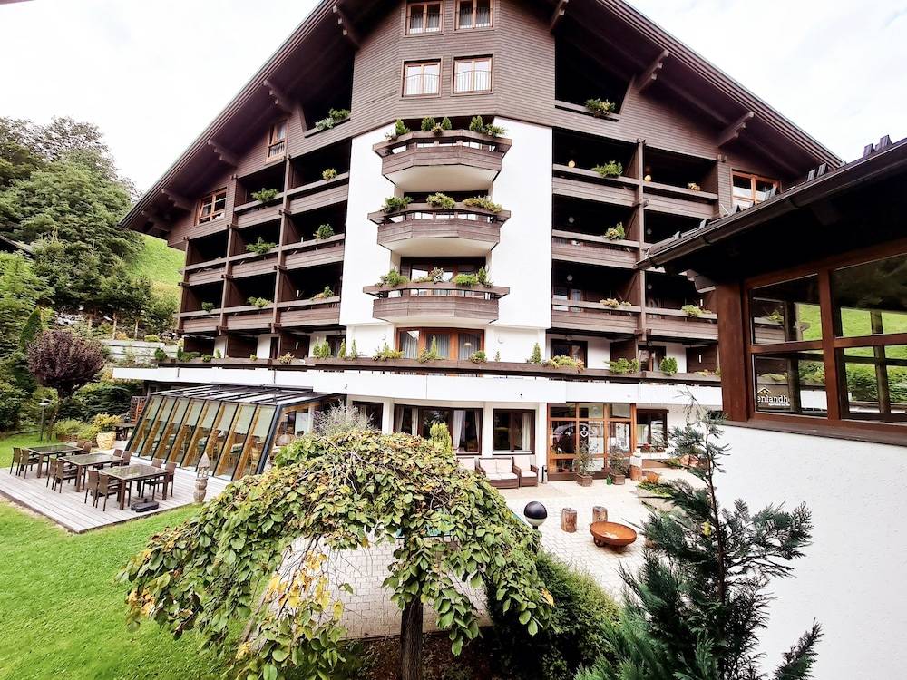 Alpenlandhof 1