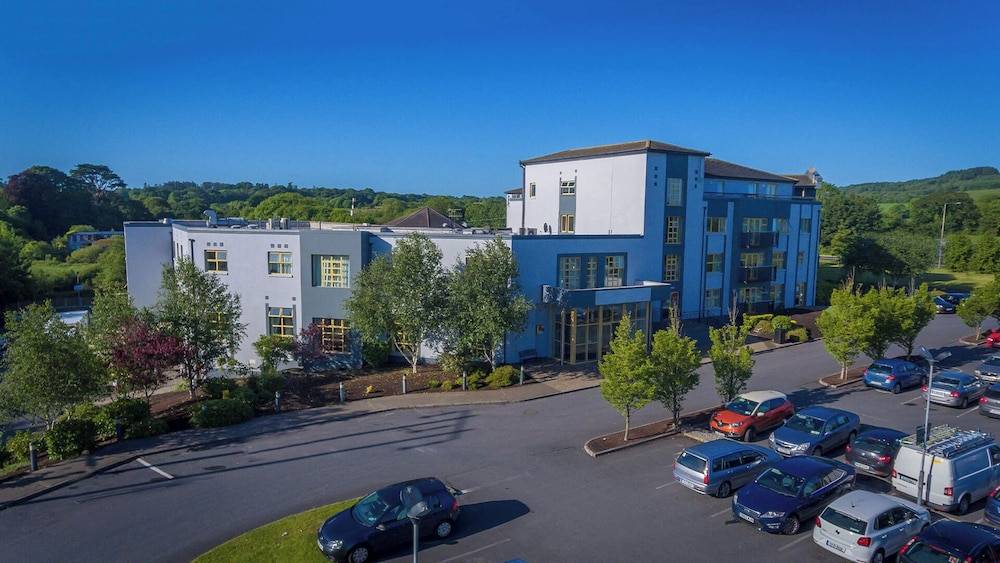 Newtown Park Hotel 1