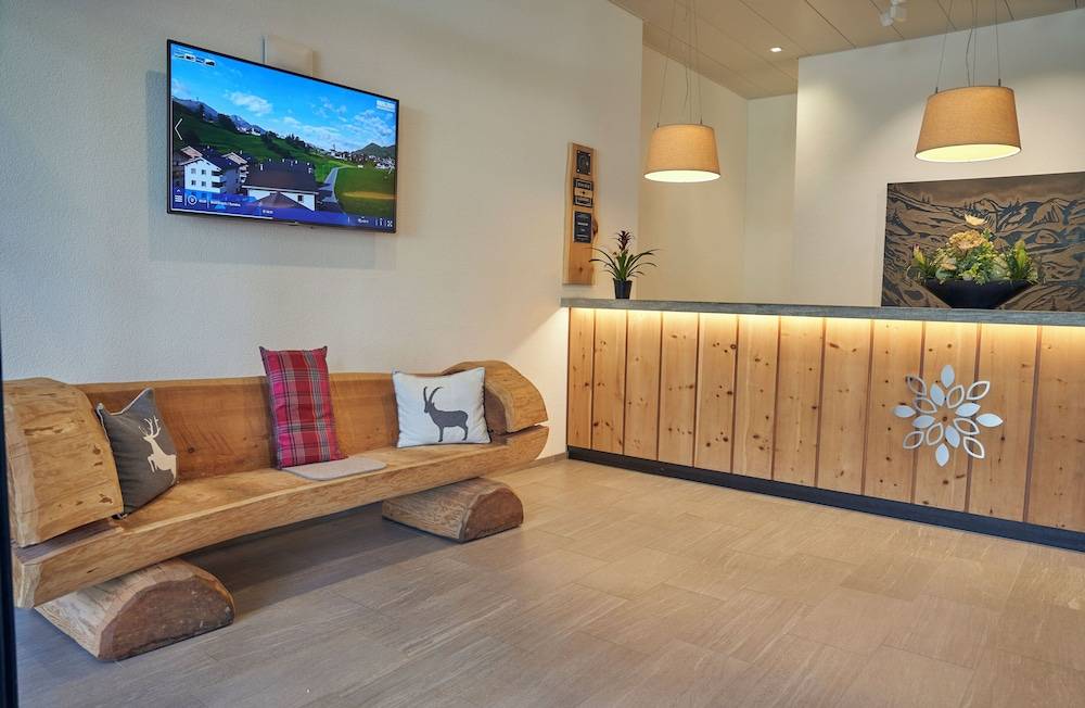 Pradas Resort Brigels 2