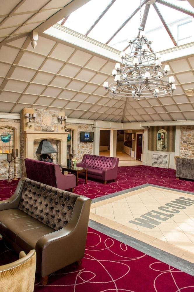 Allingham Arms Hotel 2