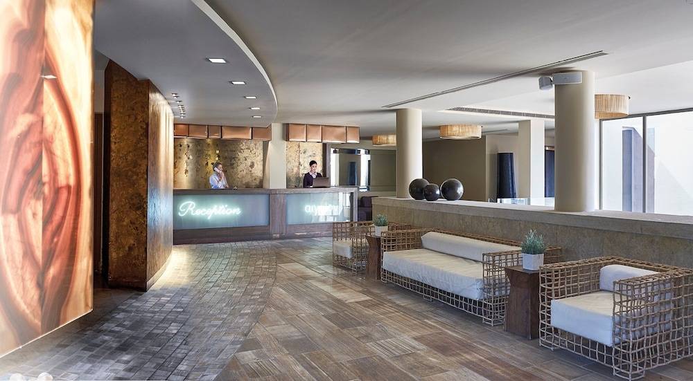 Aegeon Beach Hotel 2